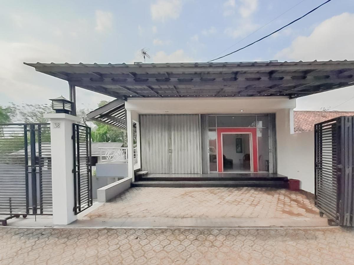 Wisma Asri Syariah Majalengka Redpartner Dawuhan Exteriör bild